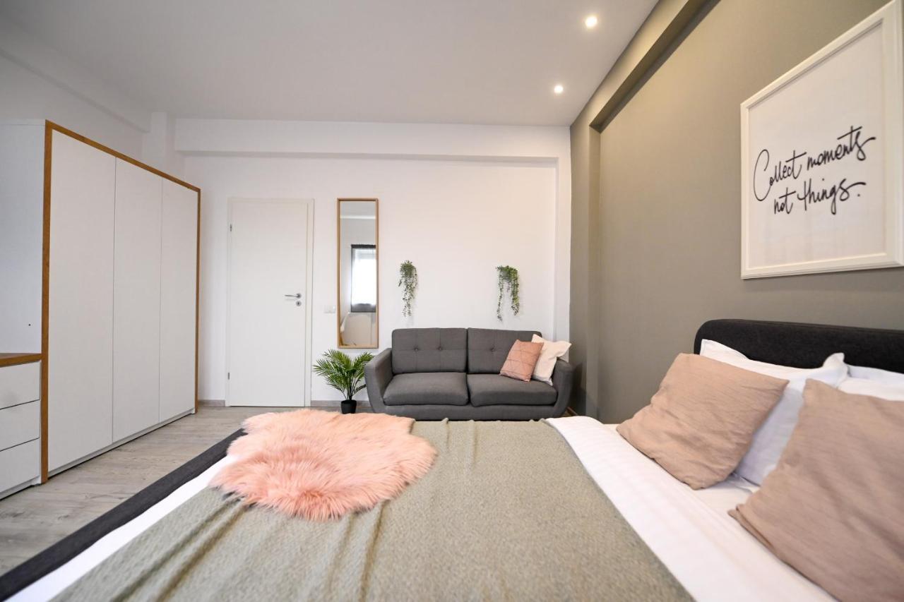 Splendid 2Br Apartment With Breathtaking Views Of Casa Poporului Букурещ Екстериор снимка
