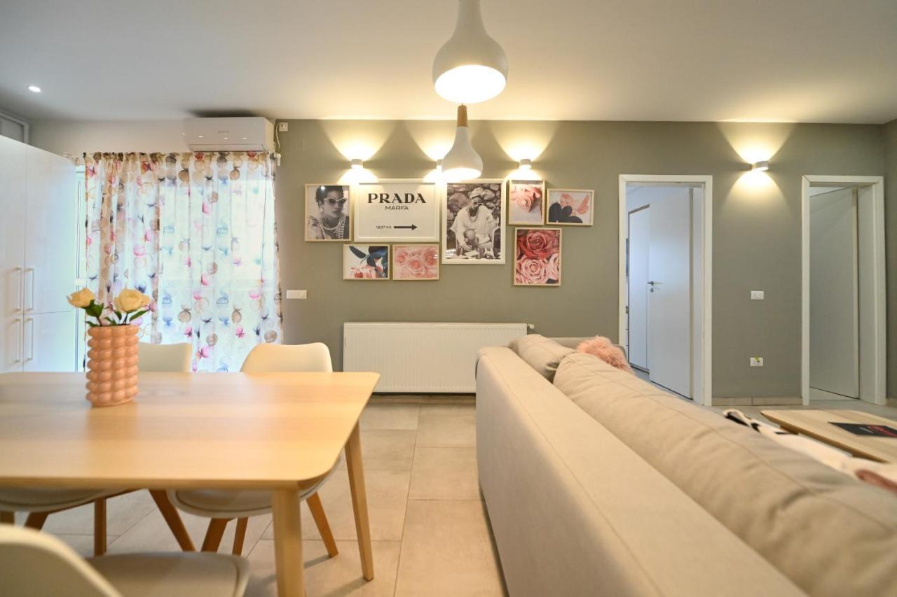 Splendid 2Br Apartment With Breathtaking Views Of Casa Poporului Букурещ Екстериор снимка